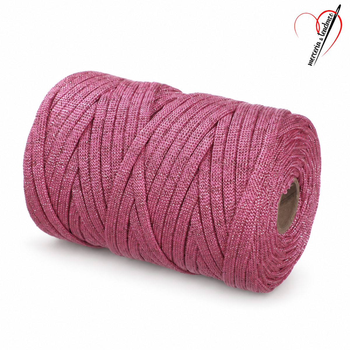 Cordino piatto lurex rosa articolo 846220, rocca sdraiata su fondo bianco