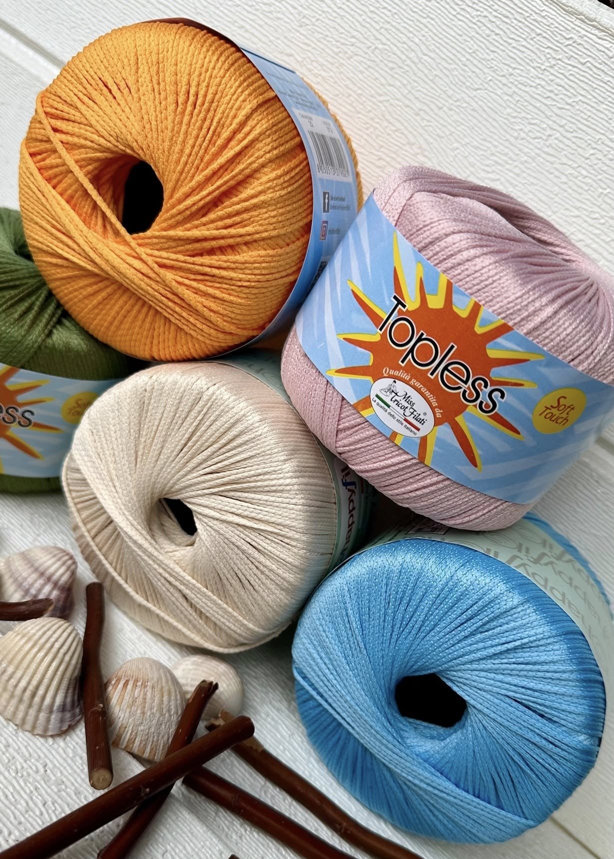 Stretch Yarn for Swimwear (Happyfil) 50g and 125m