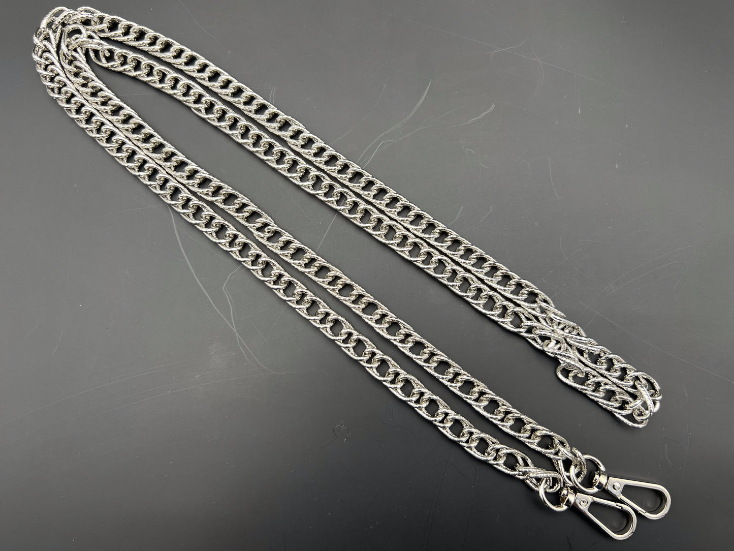 CATENA METALLO BORSE MAYA 120CM mm15X9 CON GANCI