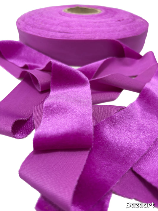 Pizza Ribbon Velvet Glossy Cyclamen 390 Grams