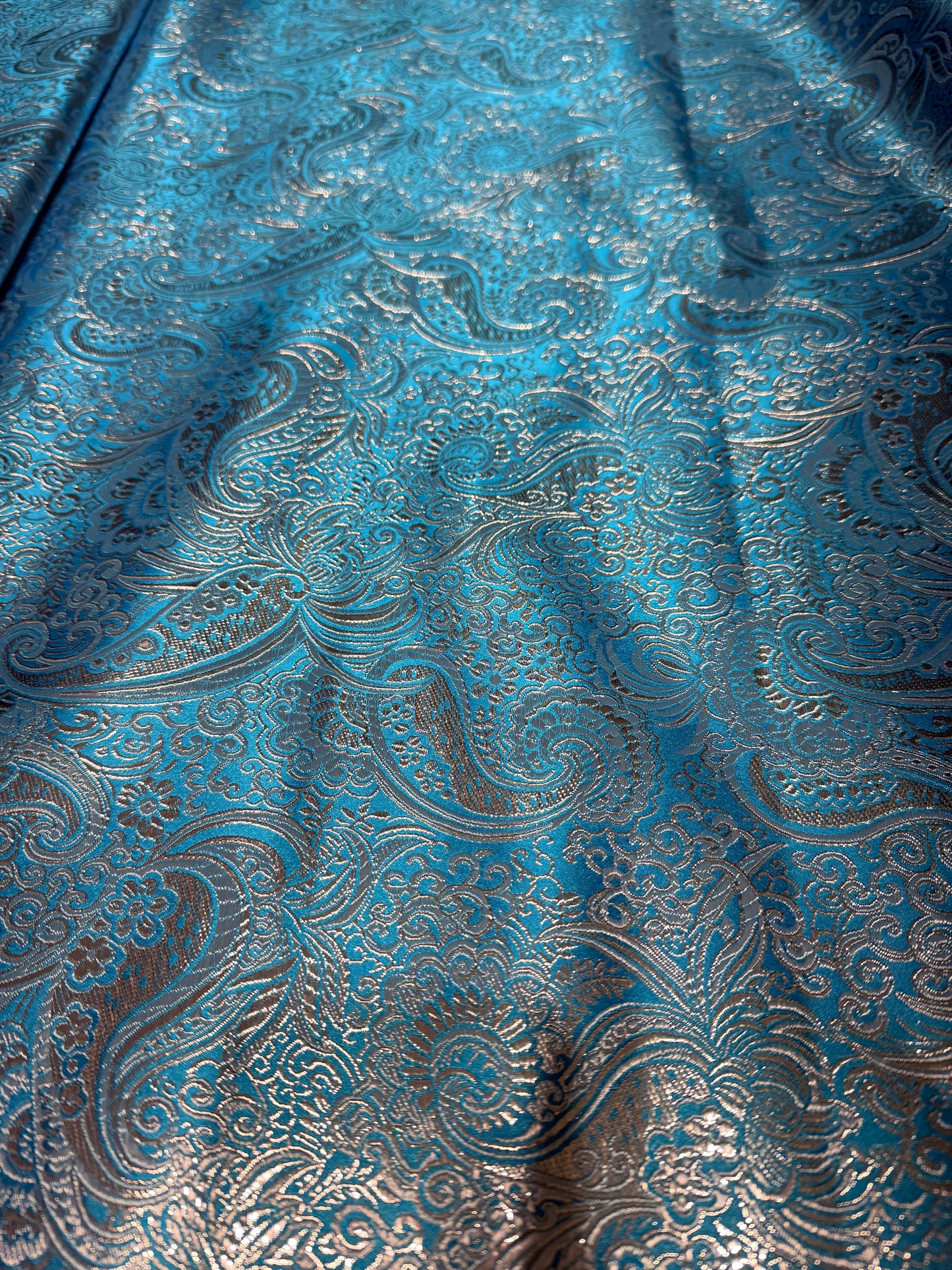 Tessuto Damascato con Effetto Lurex 50*70