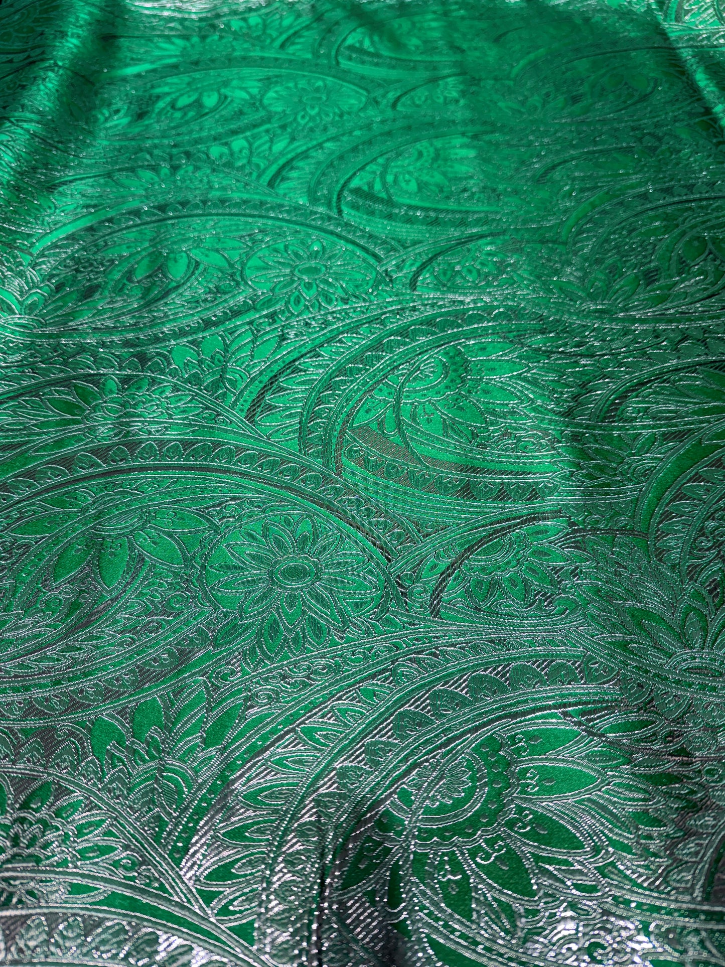 Tessuto Damascato con Effetto Lurex 50*70