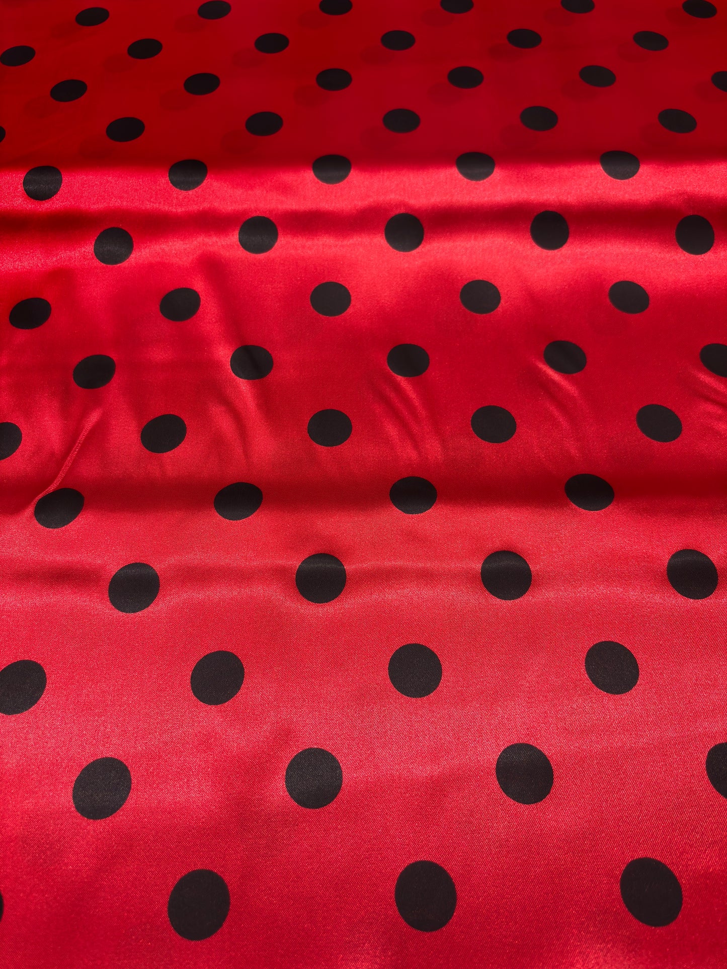 Raso Stampato con Fantasie e Motivi Assortiti per Abbigliamento e Accessori 140*50