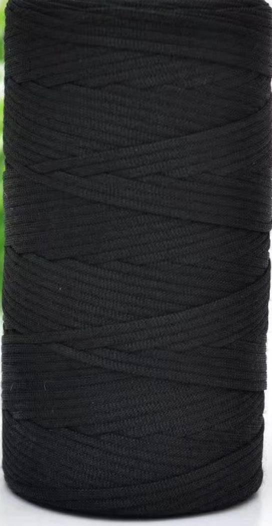Cordino Piatto Lucido 3 mm in Poliestere per Borse all’Uncinetto – 260 g 230 m