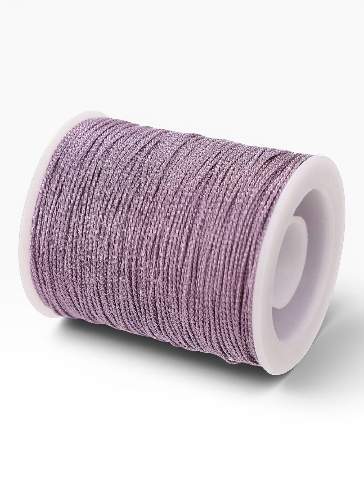 Rocchetto di filato metallizzato lilla Scintilla Fine 0,7mm di Merceria & Tendenze per bijoux e uncinetto